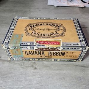 Vintage Havana Ribbon Londres Bayuk cigars box collectable excellent condition